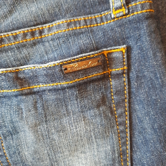 Kenneth Cole Distressed Skinny Jeans •Size 29• - Picture 9 of 10